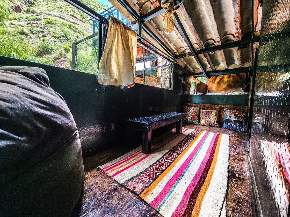 Wolf Totem Steam Punk Guesthouse Pisac Eksteriør billede